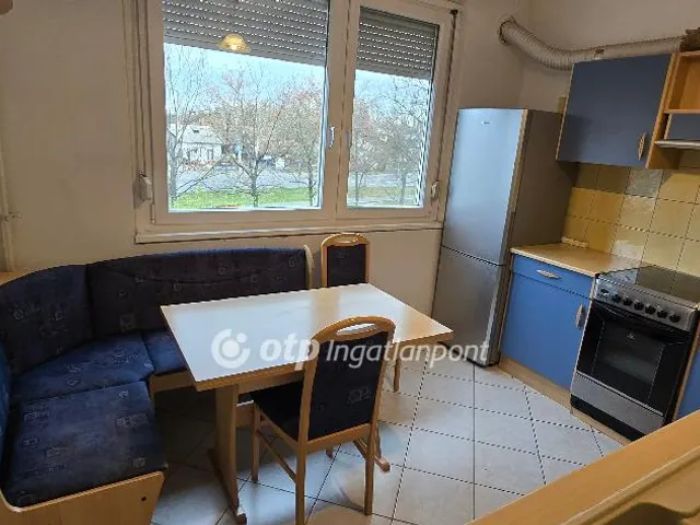 Kiadó lakás Debrecen 79 nm