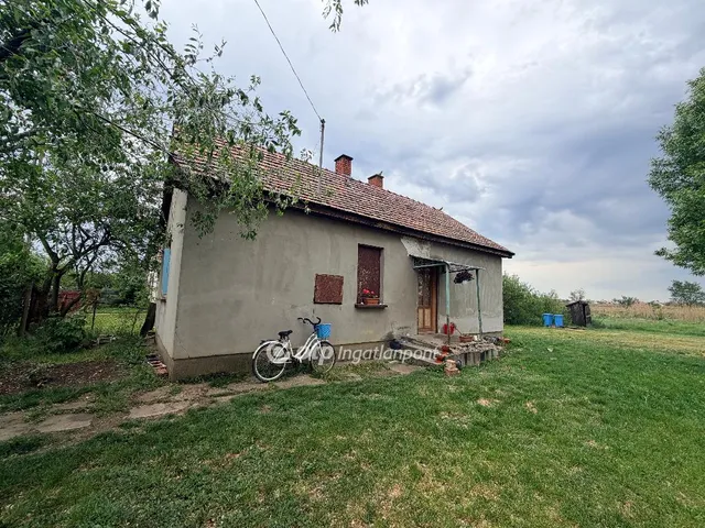 Eladó ház Kaba 46 nm