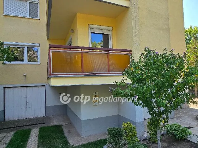 Eladó lakás Debrecen 101 nm