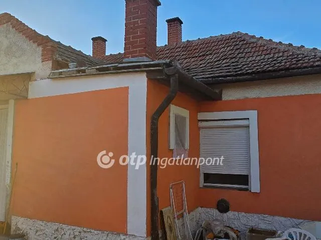Eladó ház Mikepércs 50 nm