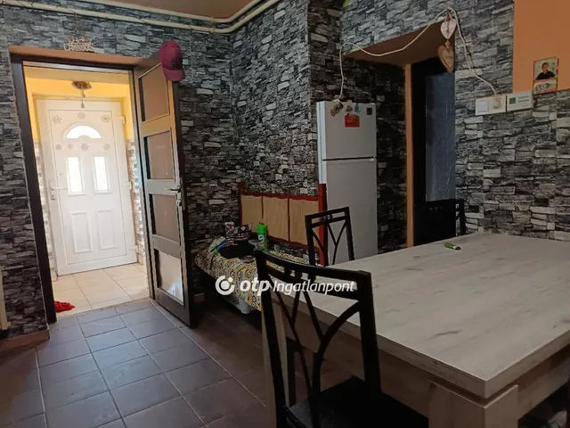Eladó ház Zsáka 80 nm