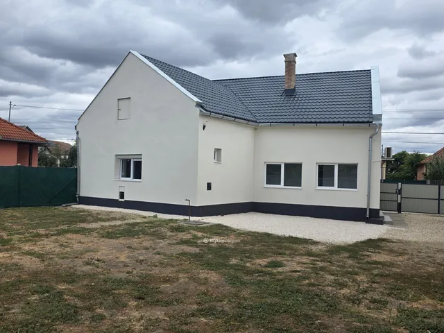 Eladó ház Hajdúszovát 88 nm