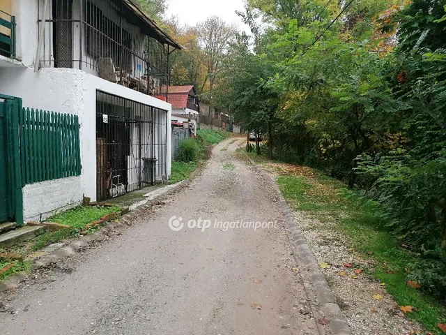 Eladó ház Miskolc, Avasi pincesor 30 nm