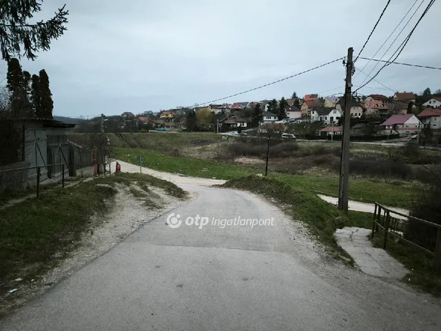 Eladó telek Miskolc 586 nm