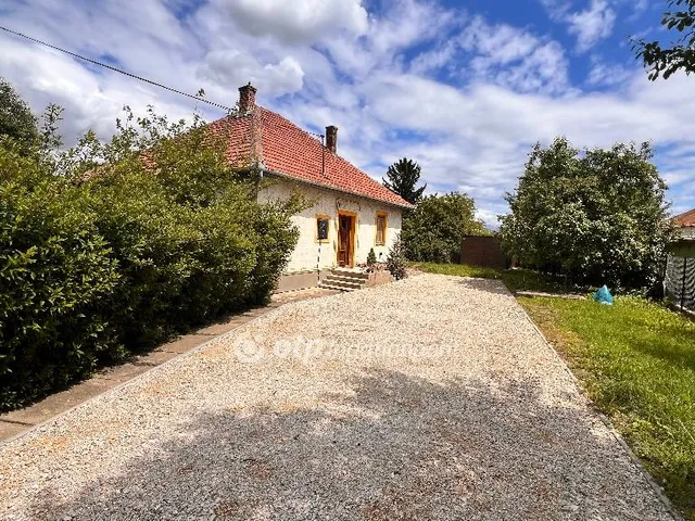 Eladó ház Mezőcsát 85 nm