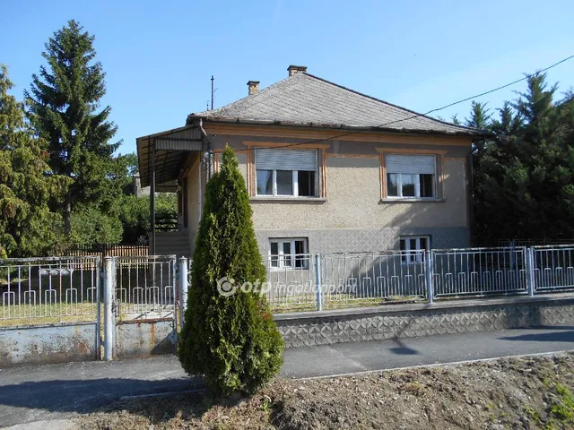 Eladó ház Szuhogy 76 nm