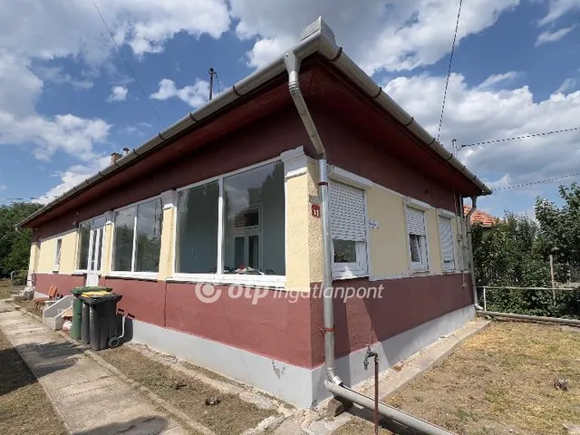 Eladó ház Mezőcsát 90 nm