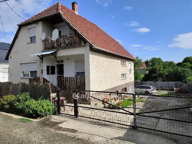 Eladó ház Olaszliszka 180 nm