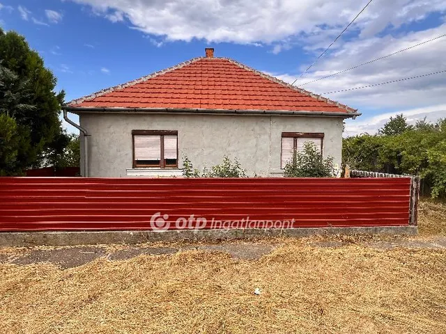 Eladó ház Emőd 81 nm