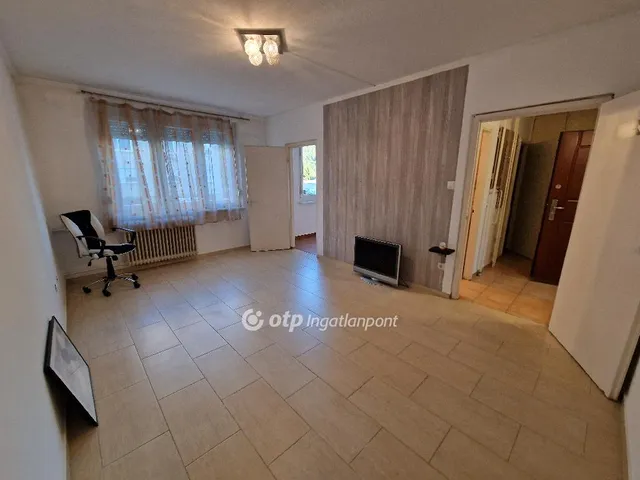 Kiadó lakás Miskolc, Győri kapu 35 nm