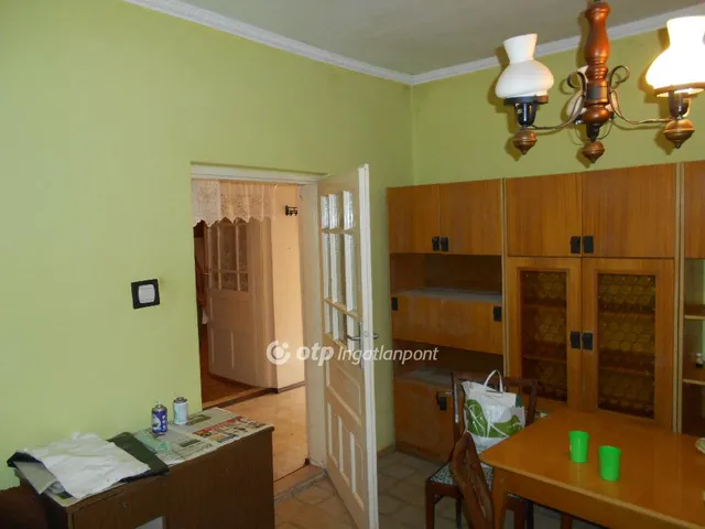 Eladó ház Múcsony, Családi házas 83 nm