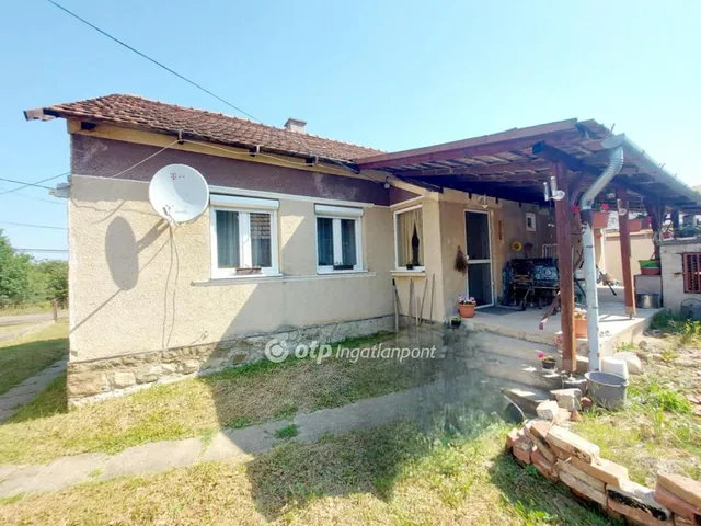 Eladó ház Csokvaomány 63 nm