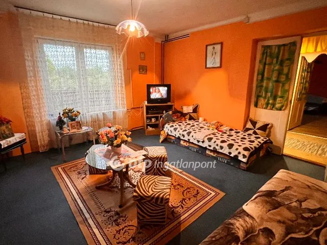 Eladó ház Tiszapalkonya, Falu szele 88 nm