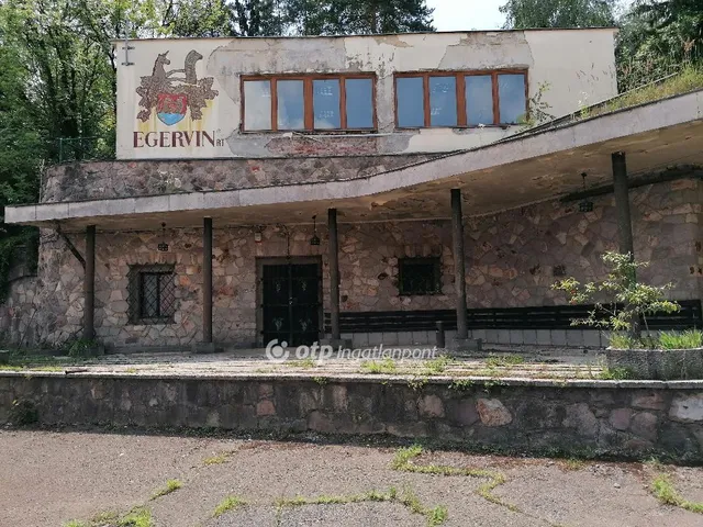 Eladó kereskedelmi és ipari ingatlan Eger 6889 nm