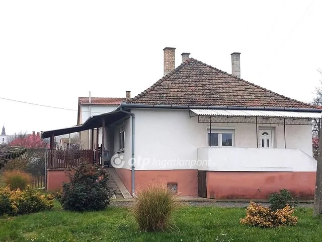 Eladó ház Tolcsva 98 nm