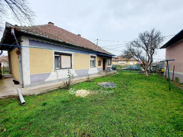 Eladó ház Hejőbába 73 nm