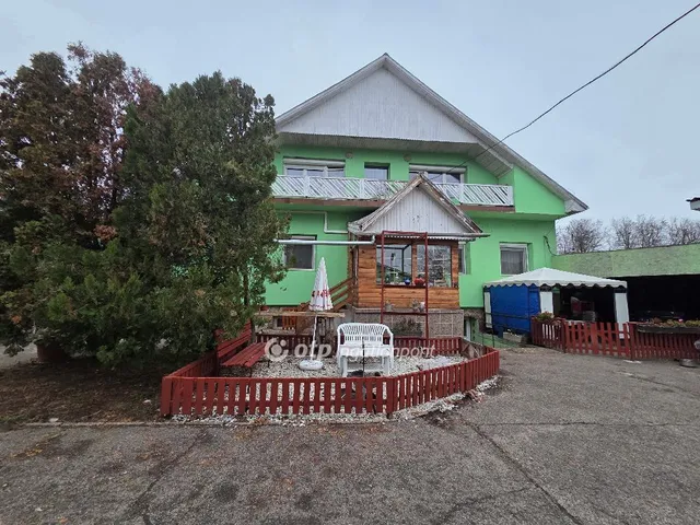 Eladó ház Szuhakálló 210 nm