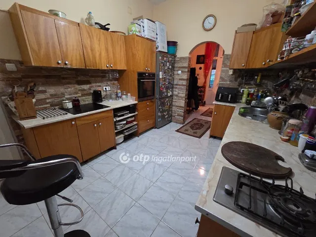 Eladó ház Szuhakálló 210 nm