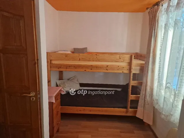 Eladó kereskedelmi és ipari ingatlan Sárospatak 250 nm