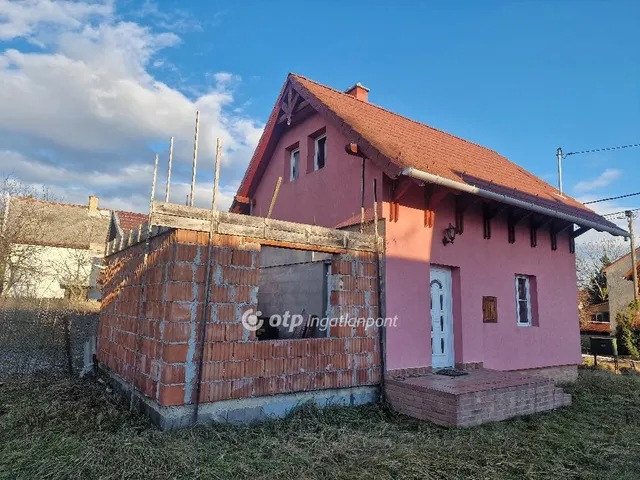 Eladó nyaraló Sárospatak 60 nm