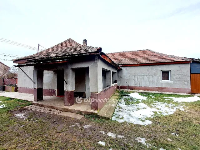 Eladó ház Aszaló 68 nm