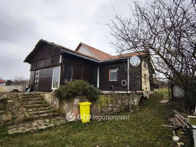 Eladó ház Vatta 50 nm