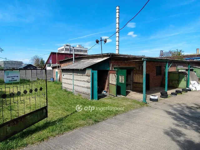 Eladó kereskedelmi és ipari ingatlan Miskolc 170 nm