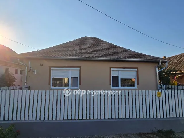 Eladó ház Vajdácska 123 nm
