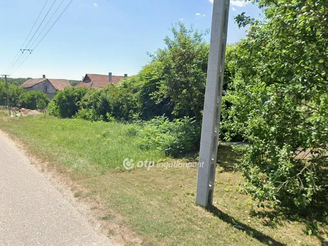 Eladó telek Tiszalúc 1539 nm