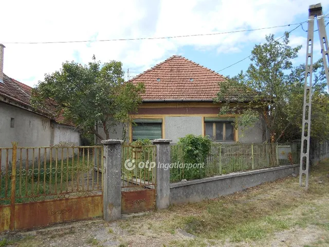 Eladó ház Bánhorváti 102 nm