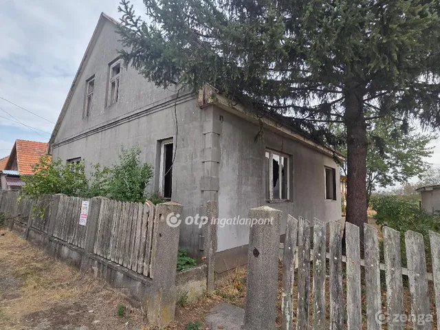 Eladó ház Onga 138 nm