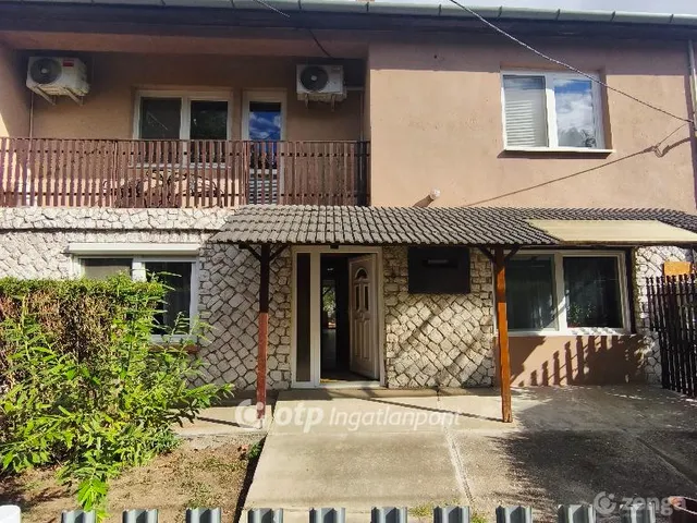 Eladó ház Sajólád 190 nm