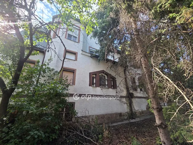 Eladó ház Miskolc 260 nm