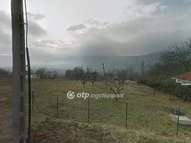 Eladó telek Budapest III. kerület 2138 nm