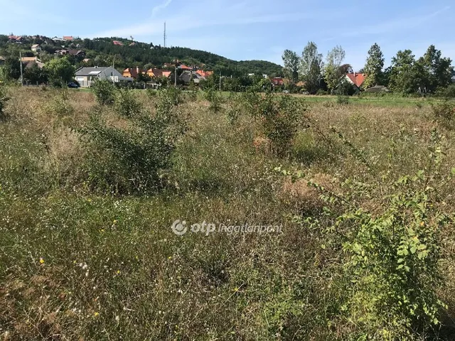 Eladó telek Velence 2394 nm