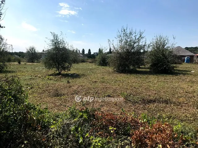 Eladó telek Velence 1388 nm