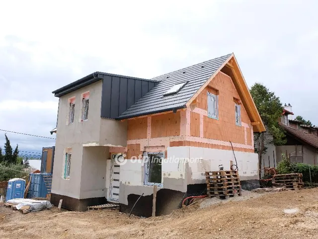 Eladó ház Pilisborosjenő 124 nm