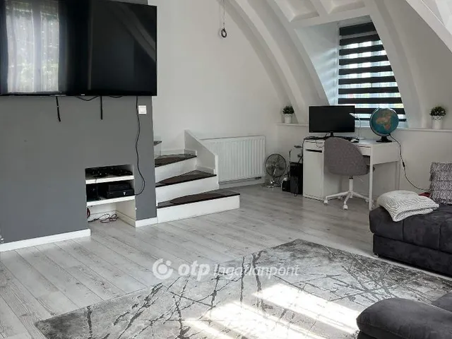 Eladó lakás Budapest III. kerület 140 nm