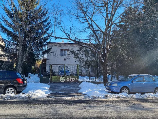 Eladó ház Budapest III. kerület 192 nm