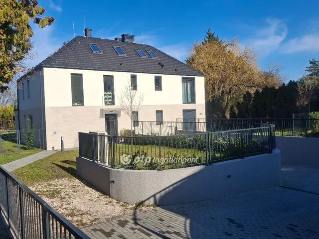 Eladó lakás Budapest III. kerület, Testvérhegy 88 nm