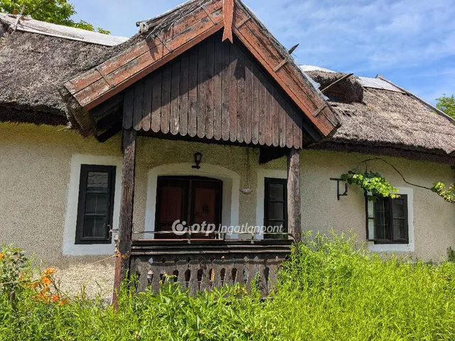 Eladó ház Balatonhenye 107 nm