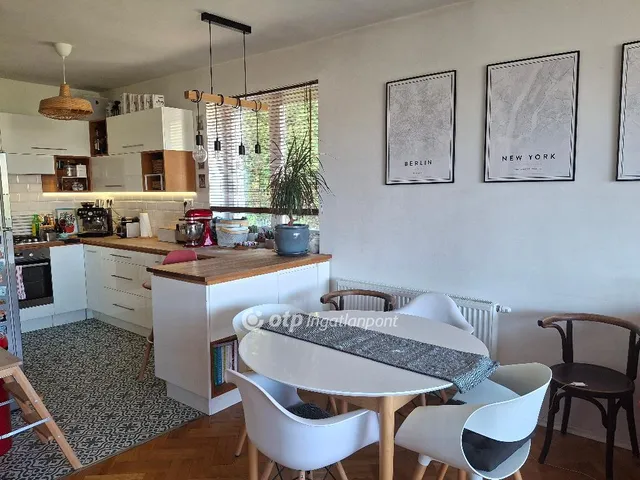 Eladó lakás Budapest II. kerület 83 nm