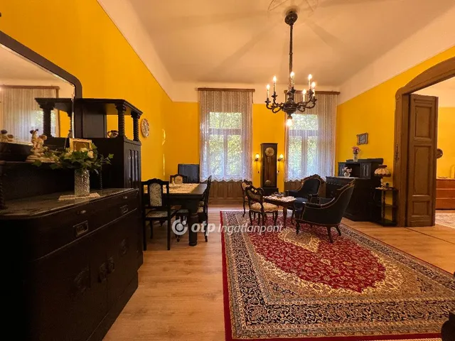 Kiadó lakás Budapest IX. kerület 96 nm
