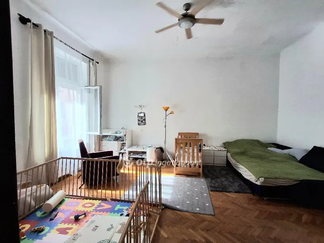 Eladó lakás Budapest II. kerület 72 nm