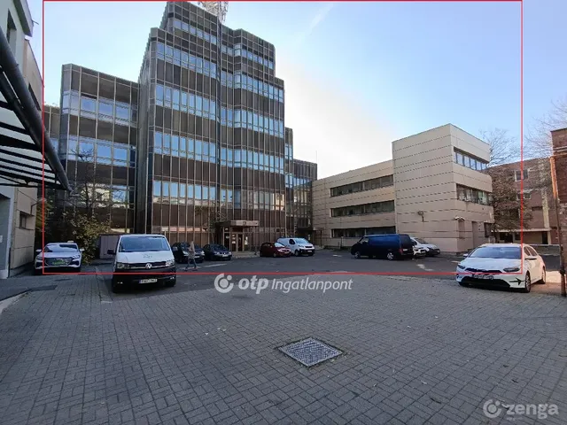 Eladó kereskedelmi és ipari ingatlan Szolnok 5500 nm