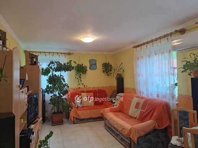 Eladó lakás Szeged 75 nm
