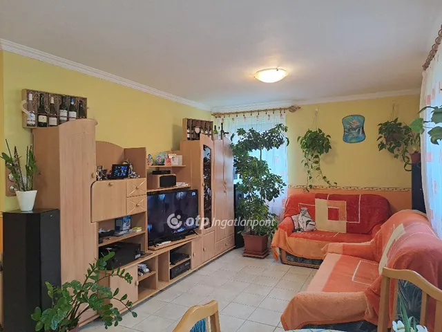 Eladó lakás Szeged 75 nm