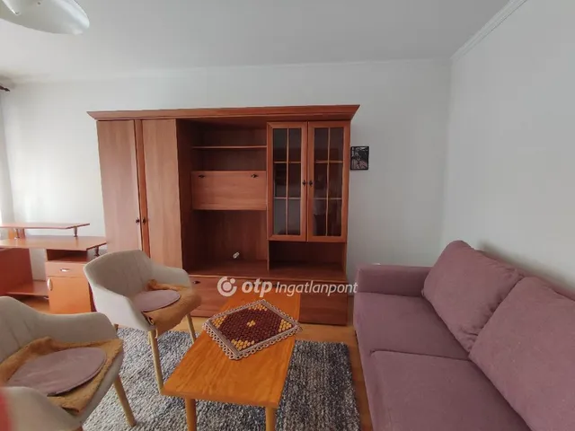 Kiadó lakás Szeged, Móraváros 56 nm