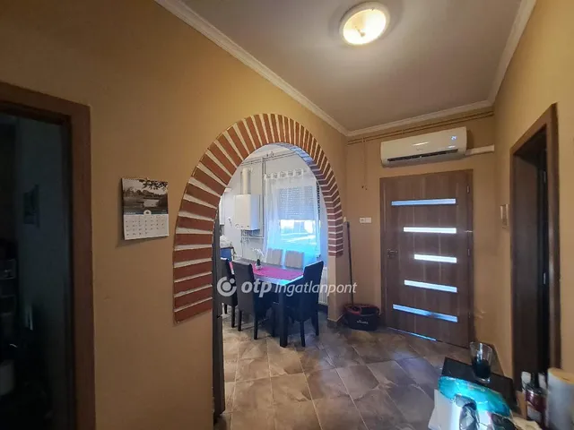 Eladó ház Kiszombor 65 nm