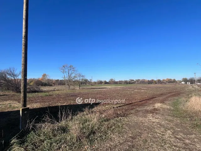 Eladó telek Szeged 5755 nm